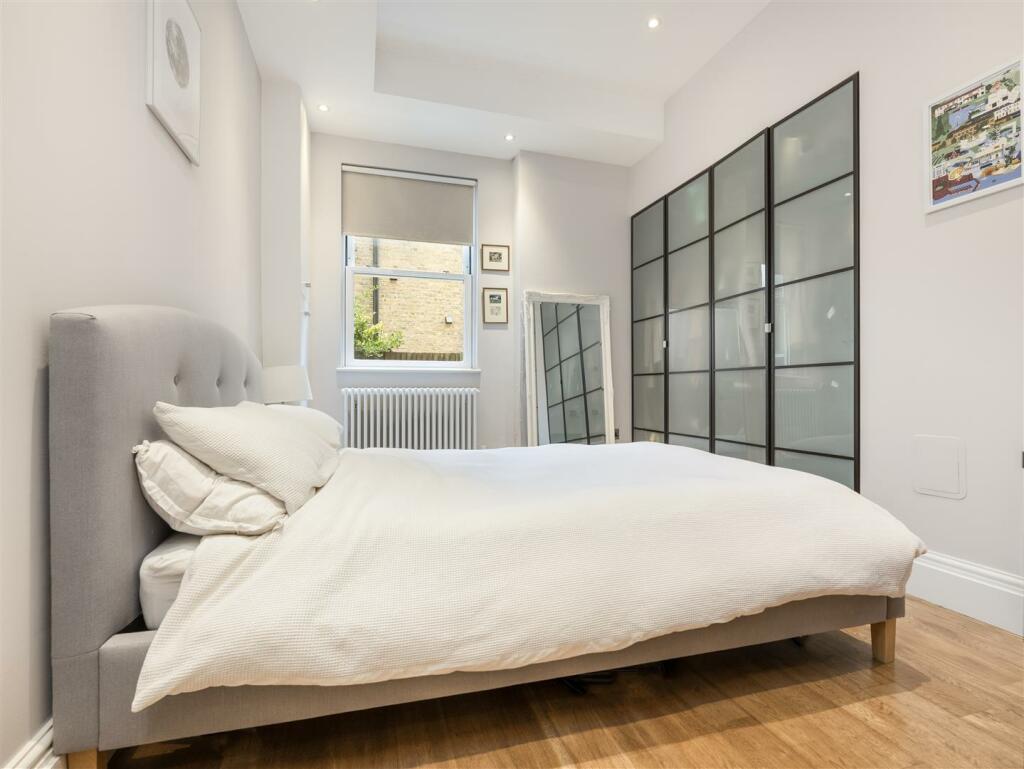 Bedroom2.jpg