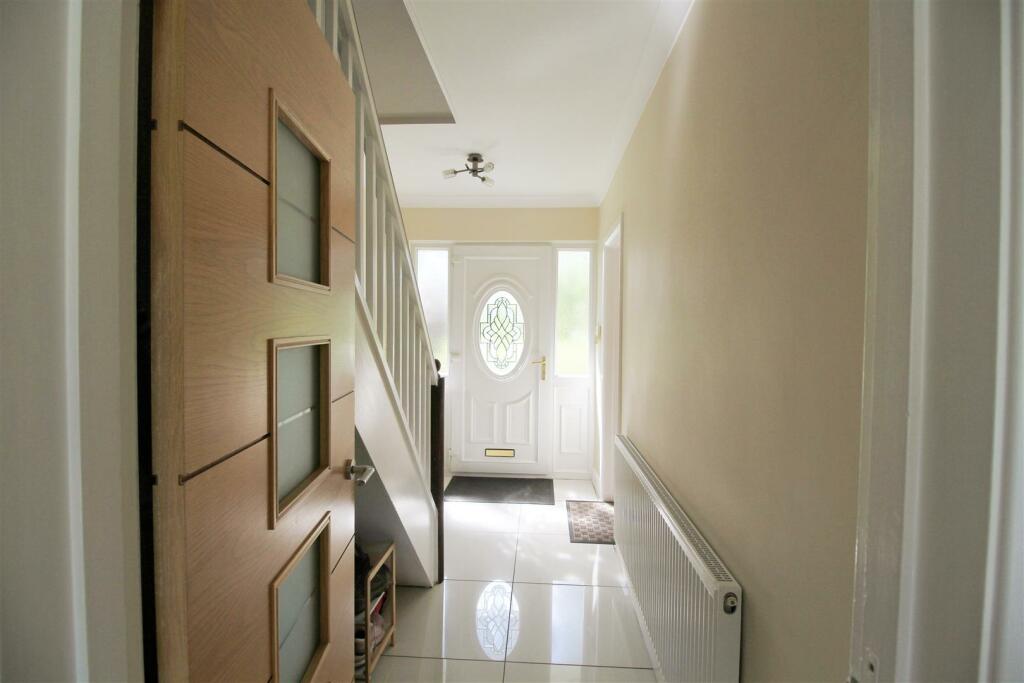 Hallway.jpg