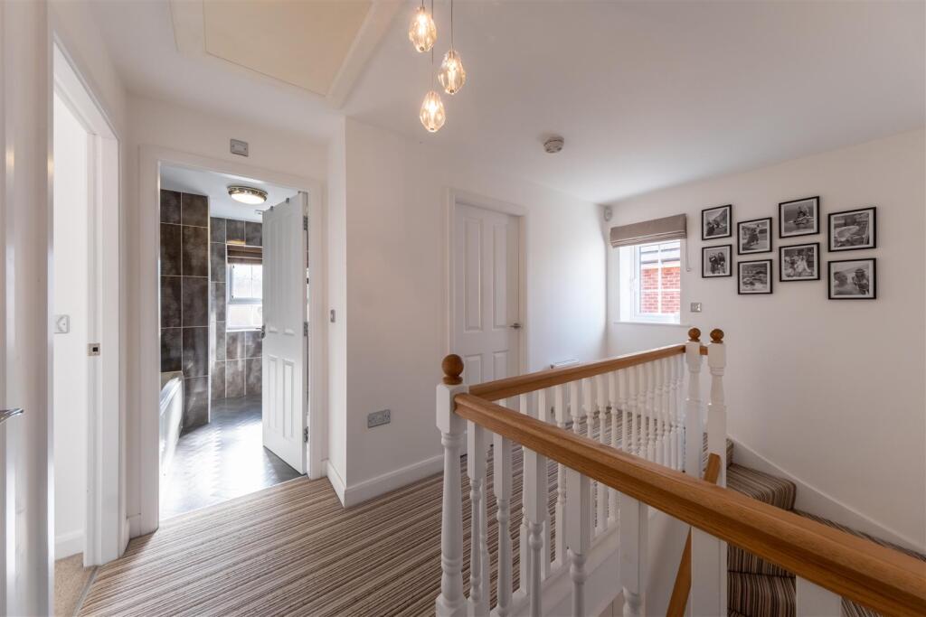 4 Brooke Avenue-035.jpg