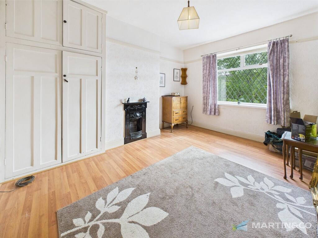 CAM02318G0-PR0459...