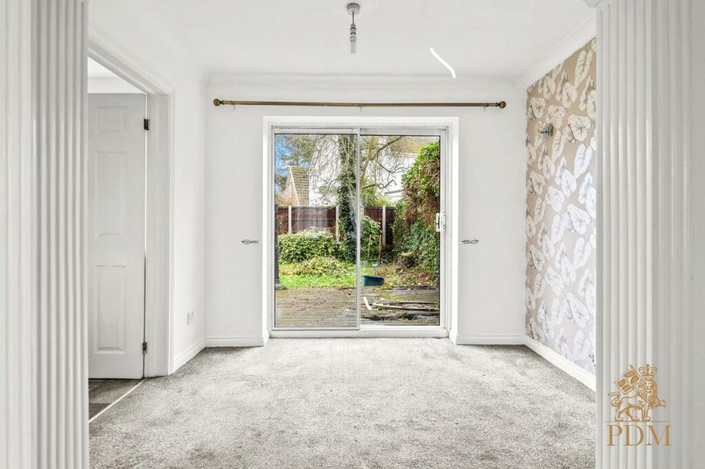 8-web-or-mls-3 COURTLAND GARDENS FINISHED EDITS-8.