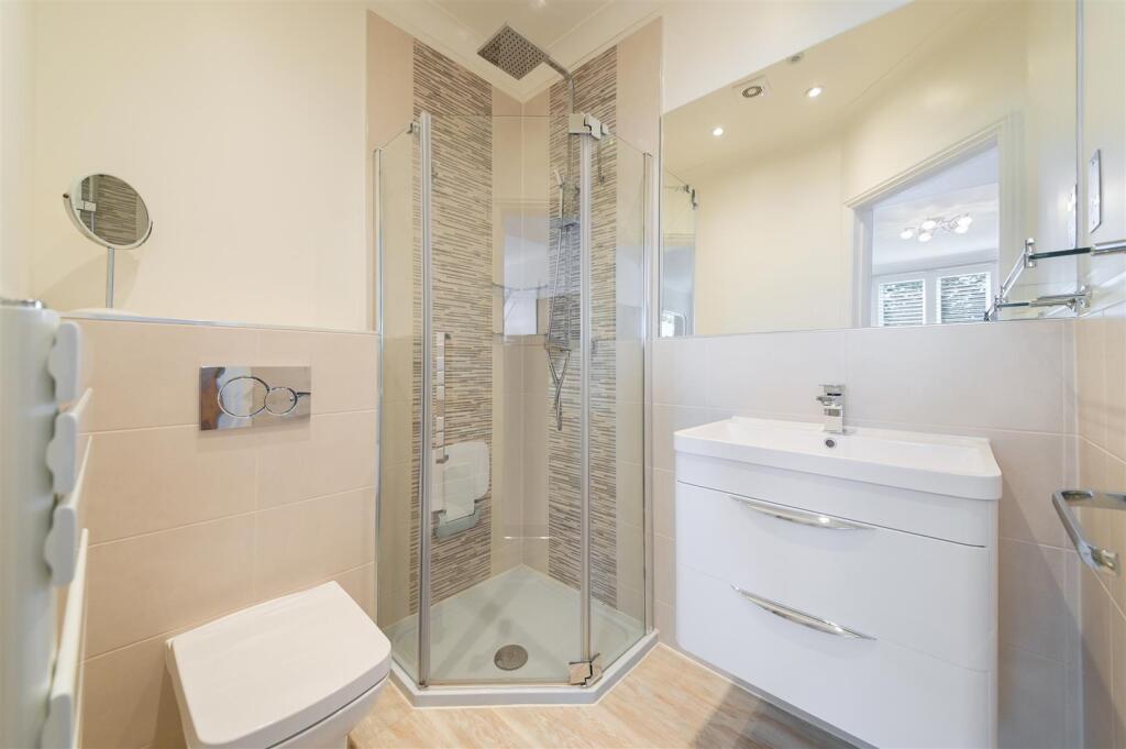 MEADE COURT,28- (10).jpg