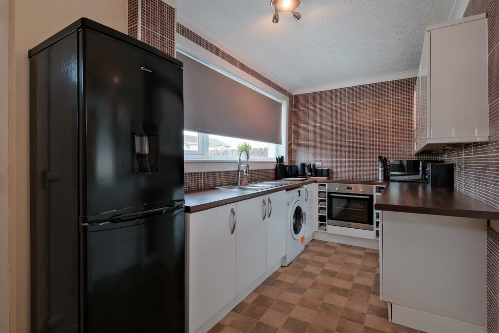 011-22 Spey Court, Newmains ML2 9EE_.jpg