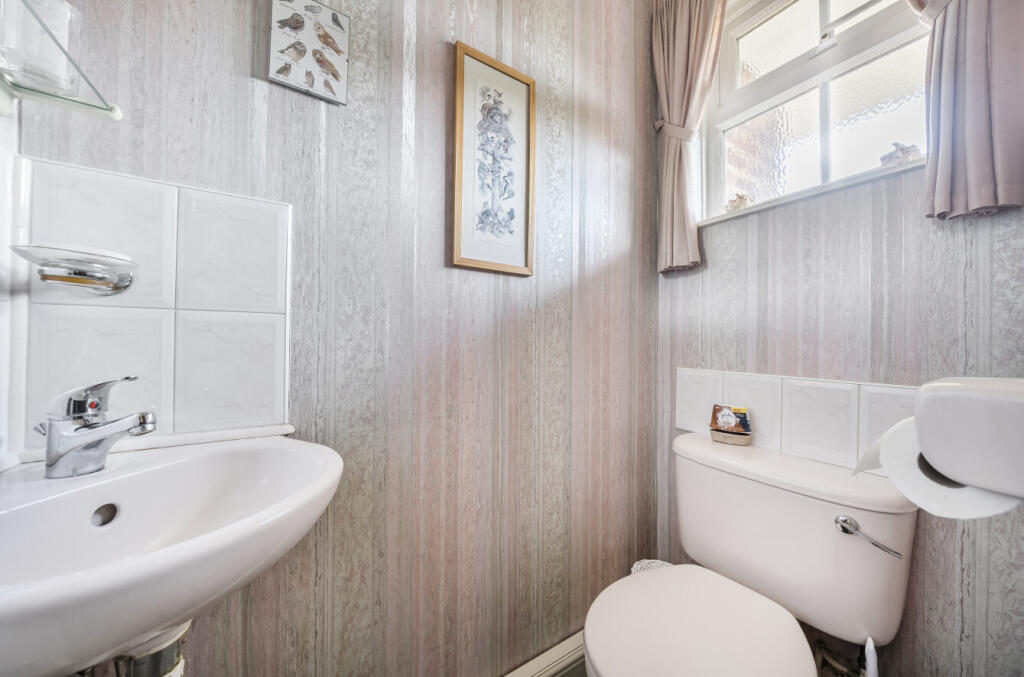 1346882-4-68c4045...