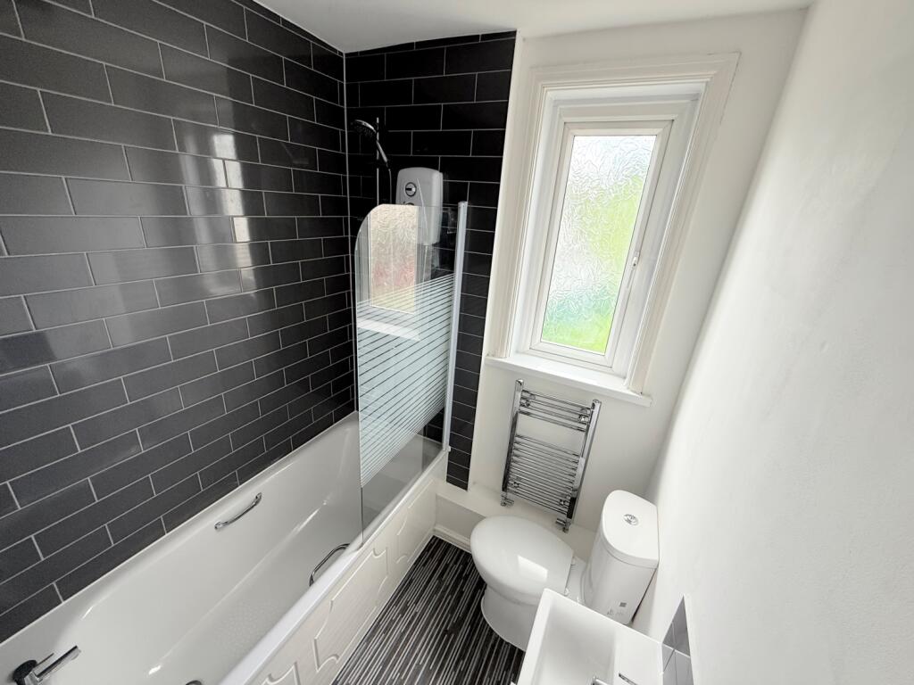 2D965631-0238-4079-B9CF-D21B233C6434