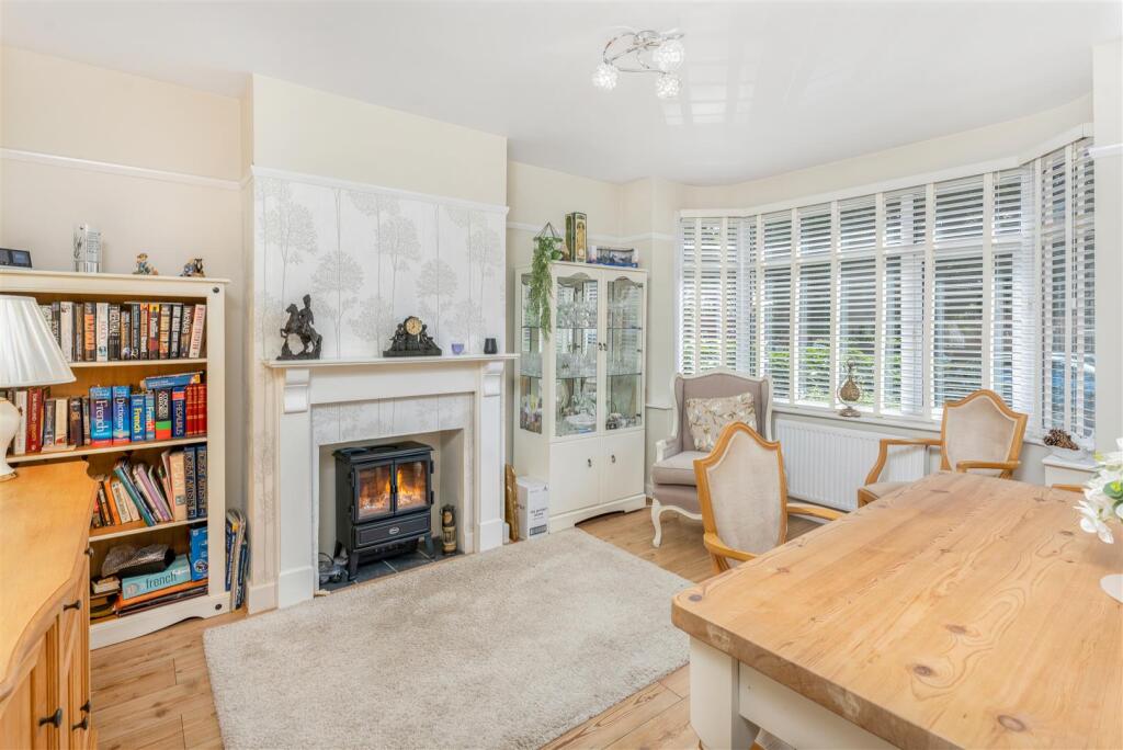 316 Warwick Road, Banbury-6.jpg