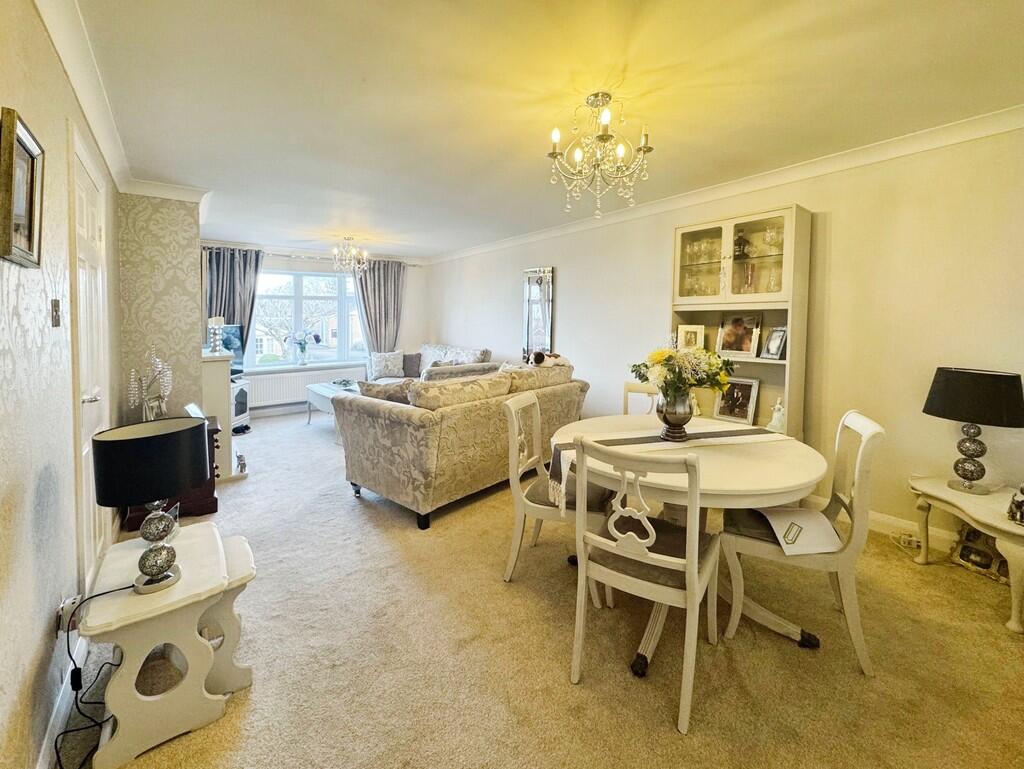 c5c3e3c7-image_pi...