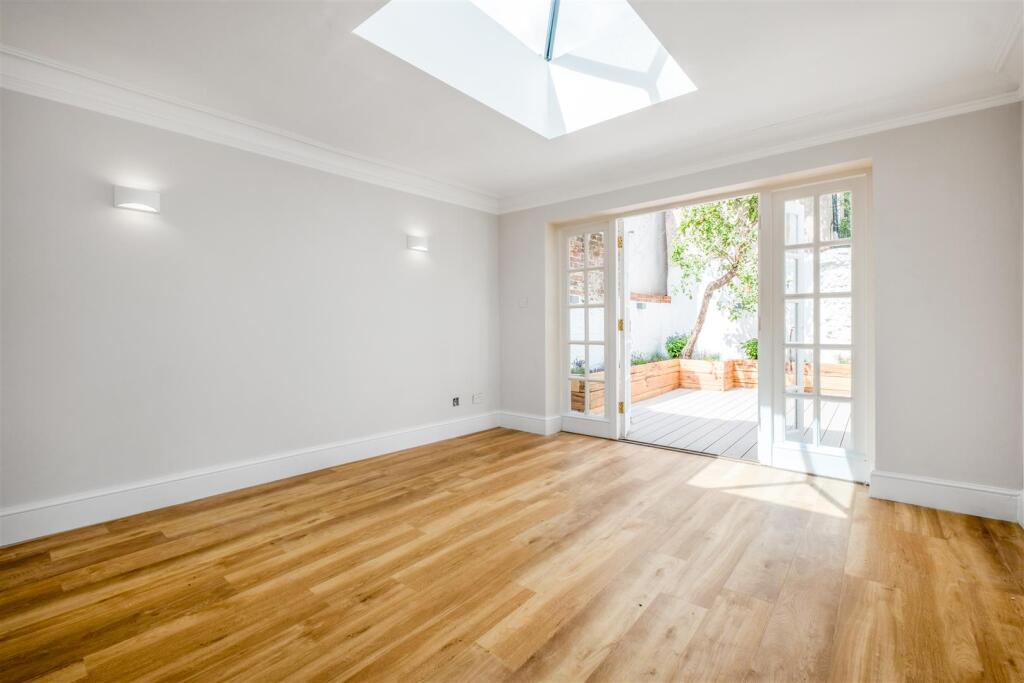 9 Camden Terrace-6.jpg