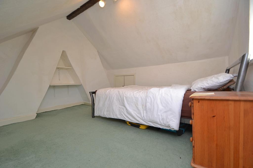 Attic Room/ Bed 3