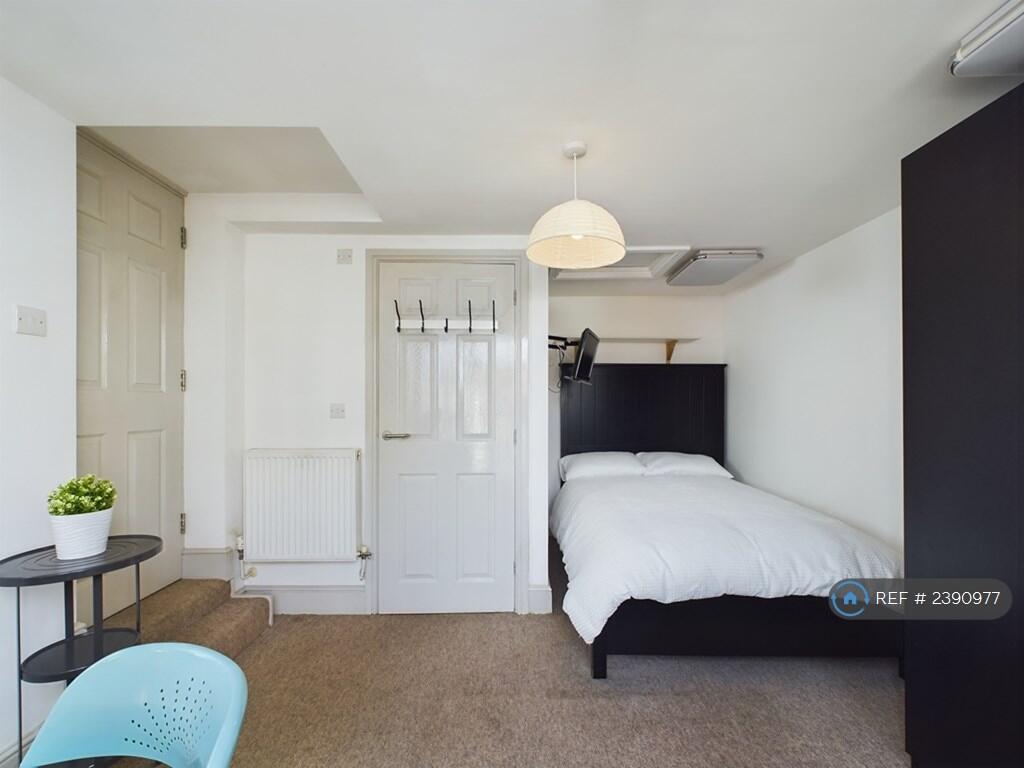 Room 7