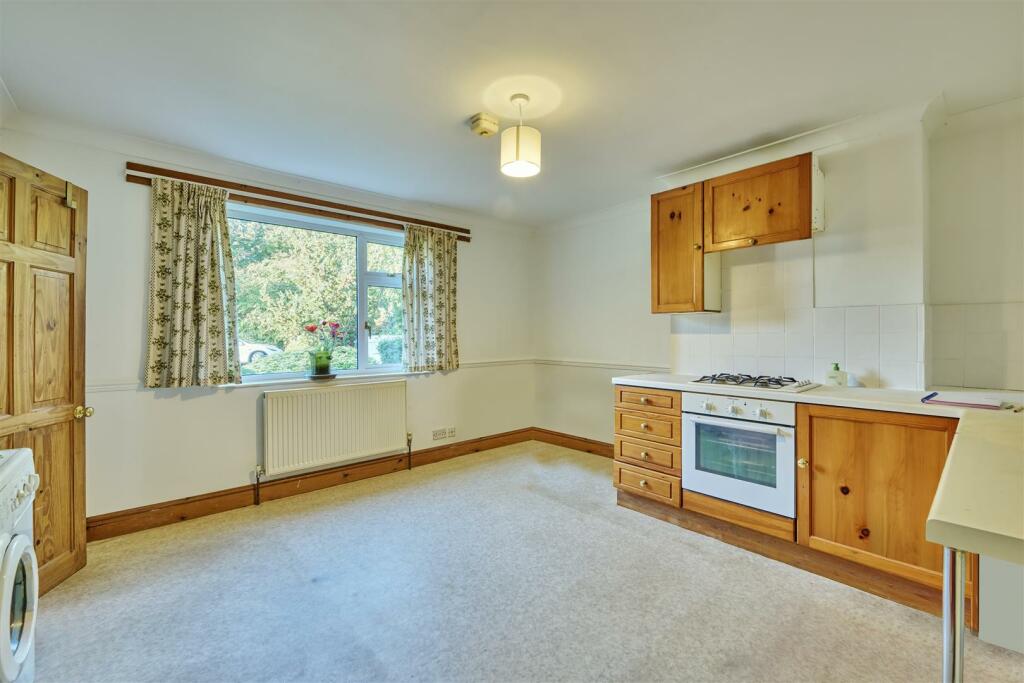 3 Ashton Rd Oundle-15.jpg