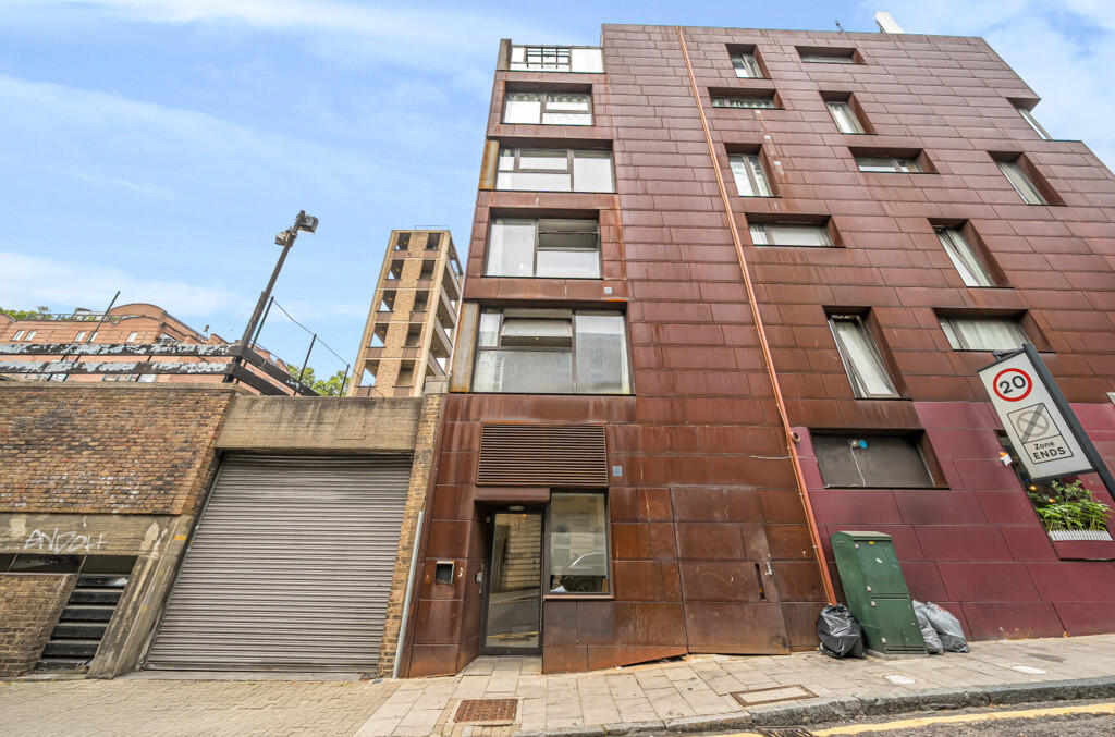 1333763-1-6894948...