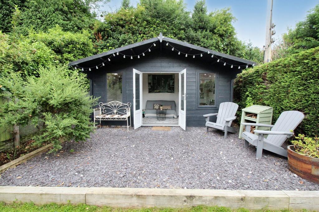 Summer House / Potential Home Office