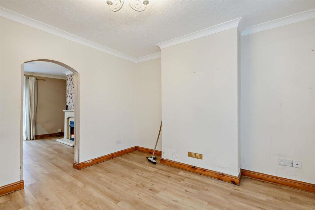8675088-interior14-800.jpg
