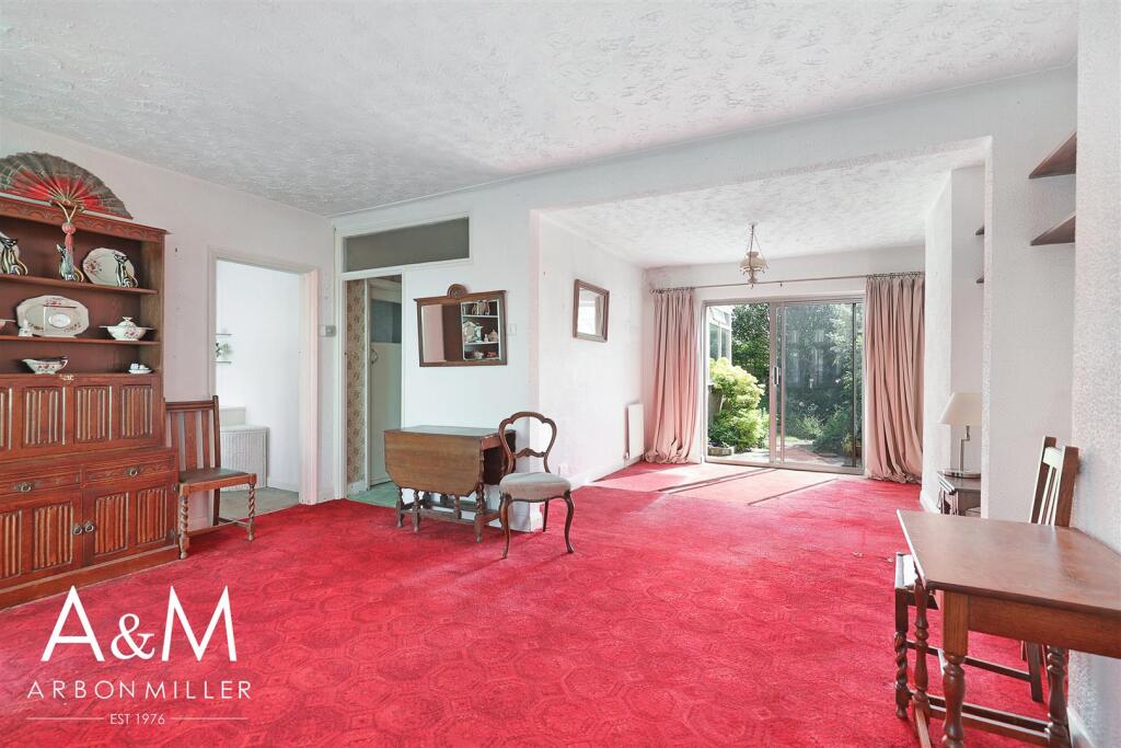 Open Plan Reception Room