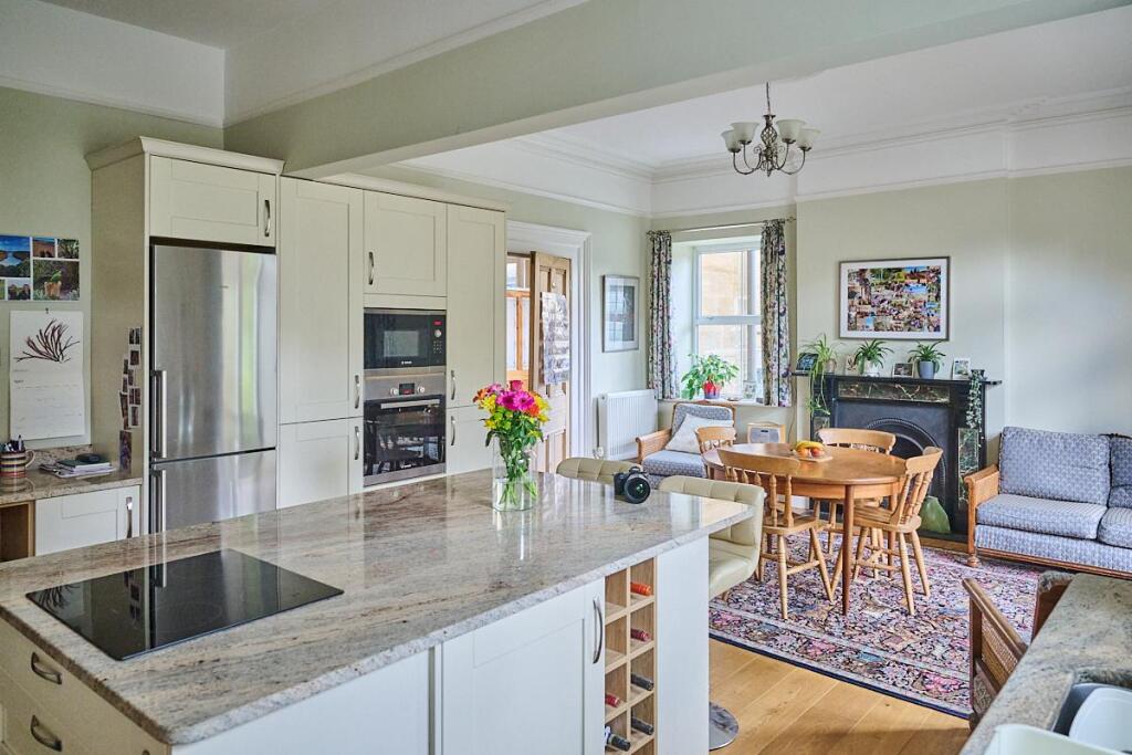 BA15 1EG KITCHEN DINER LO RES_ 5.jpg