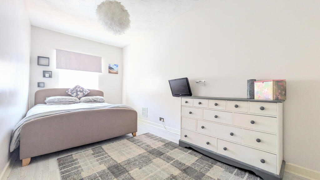 PXL_20250815_094448212~2