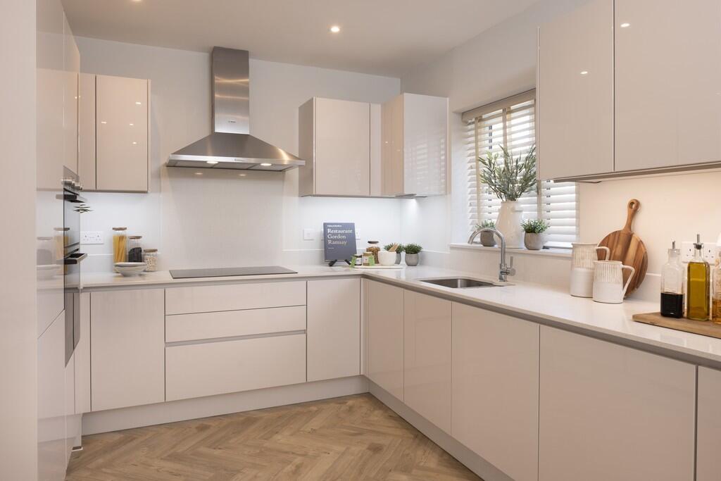 wivenhoe gardens, wivenhoe