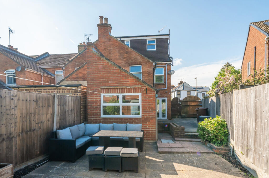 18-68221abddef7b-...