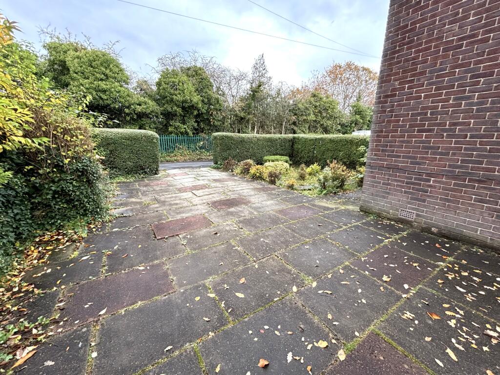 60 reevey driveway.jpg