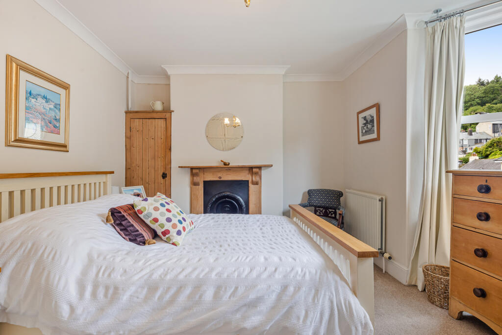 A13 - 12 Ford Dartmouth - 250605