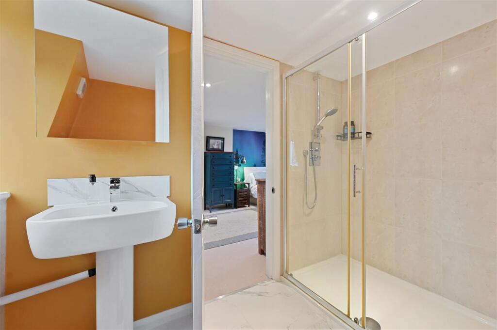 Bradmore Park Road - EnsuiteA3 (1).JPG