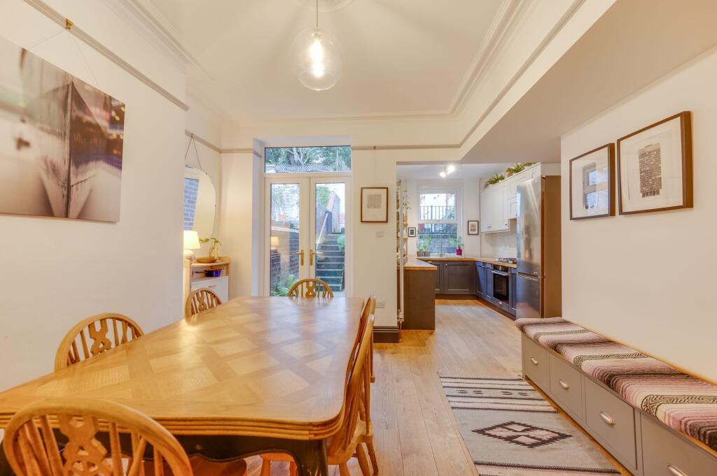 KITCHEN, DINER AND LIVING ROOM