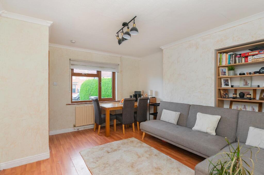 1D1R1SD - Living Room A.jpg