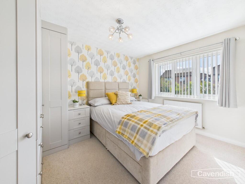 BEDROOM 2