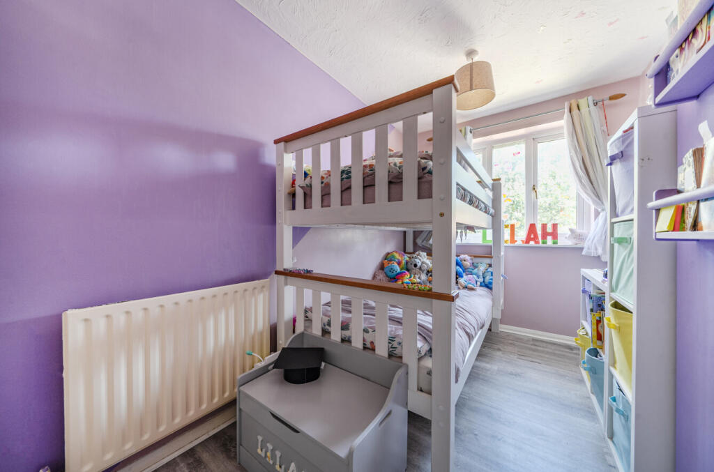 1339589-8-689f161...