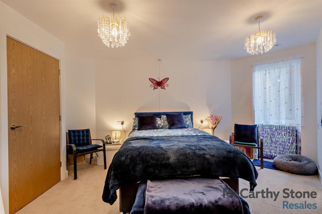 8641038-interior02-800.jpg