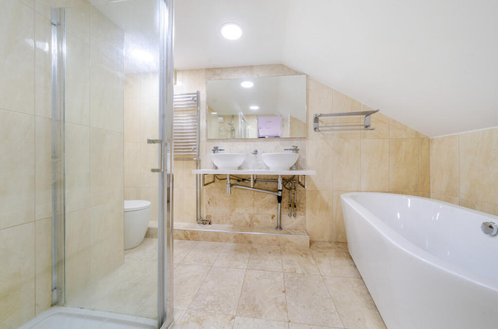 1296444-22-682b46...