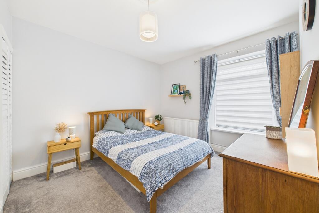 CAM04661G0-PR0195-STILL016