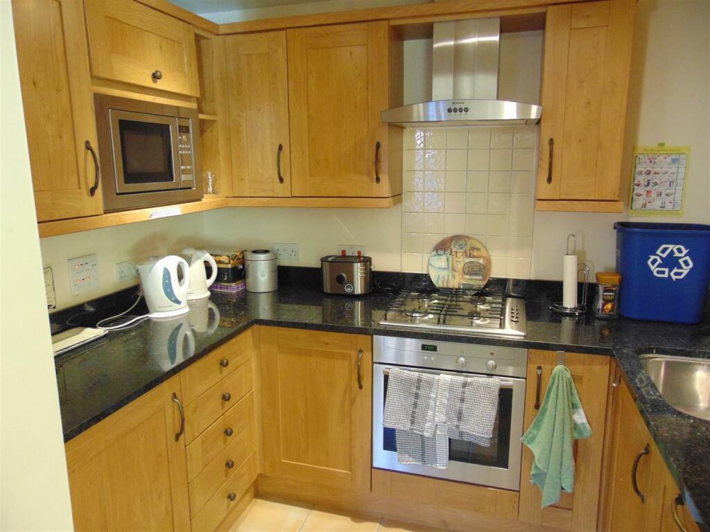 residents kitchen.jpg