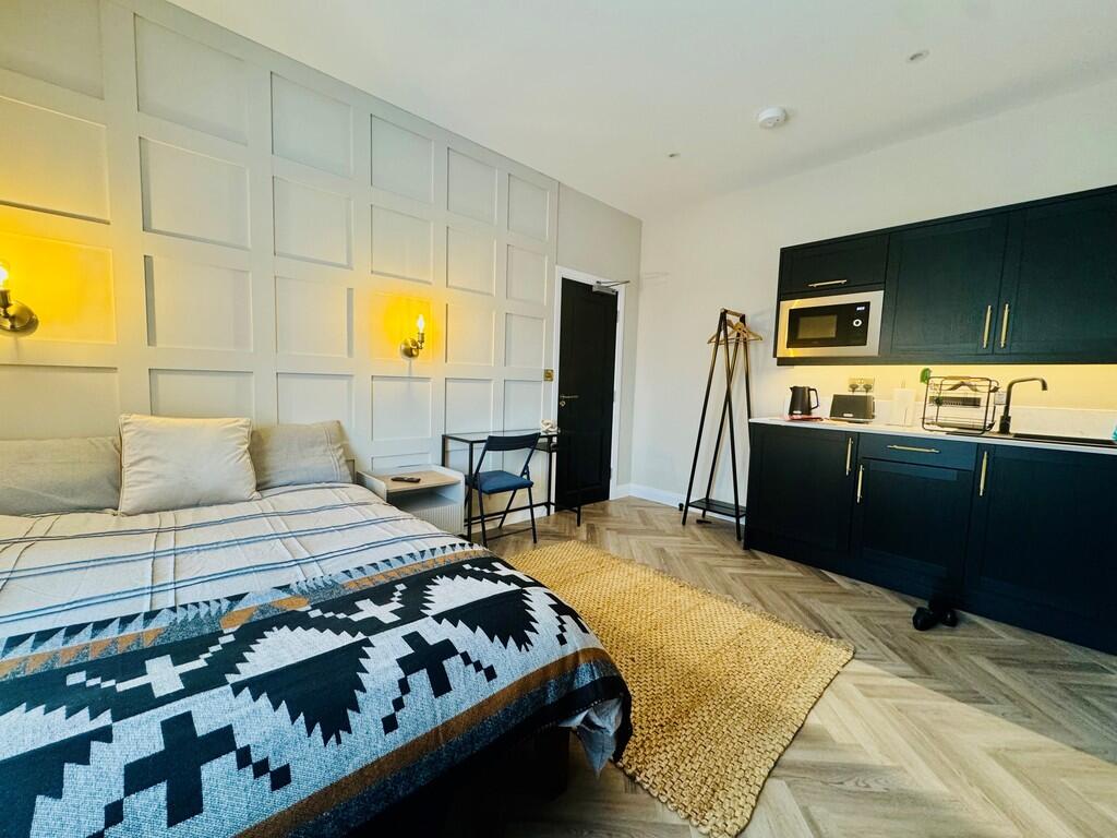 64 arthur room
