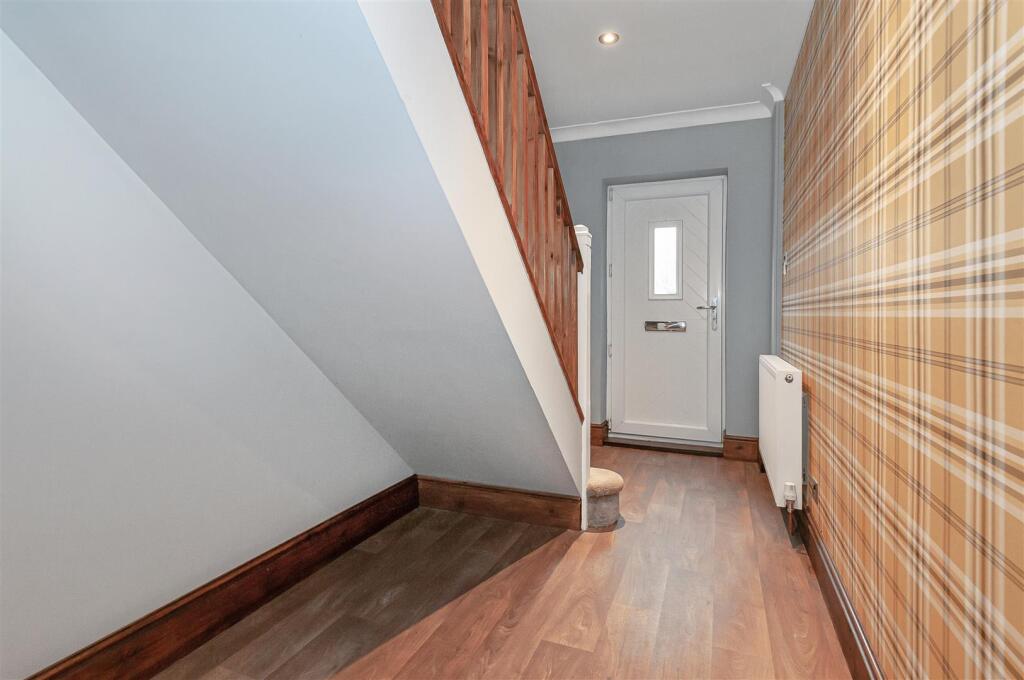 52 DEMSTER AVENUE8.jpg