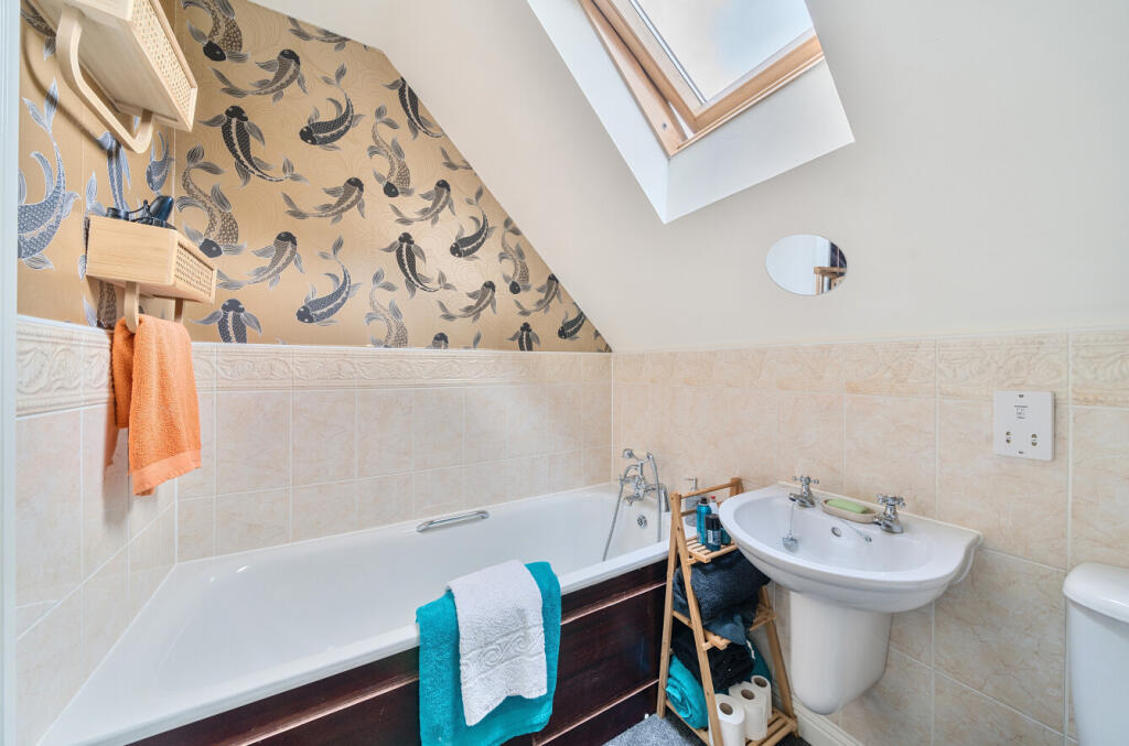 1301683-8-684068c...