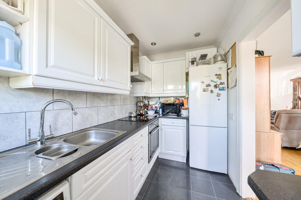 1320833-14-686d45...