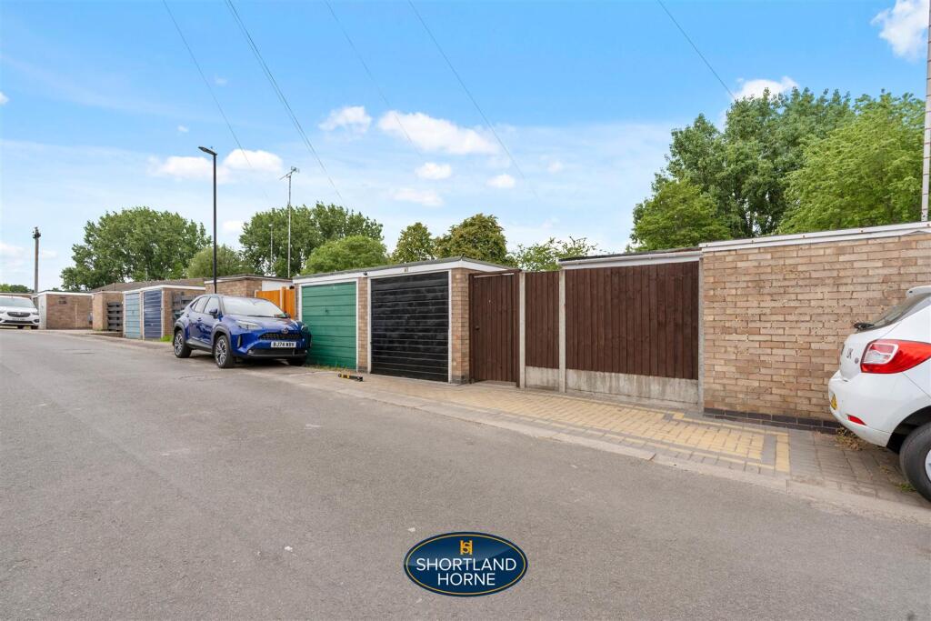 garage/parking