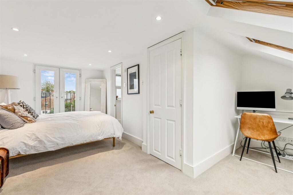 Hearne Road, W4 - FOR SALE