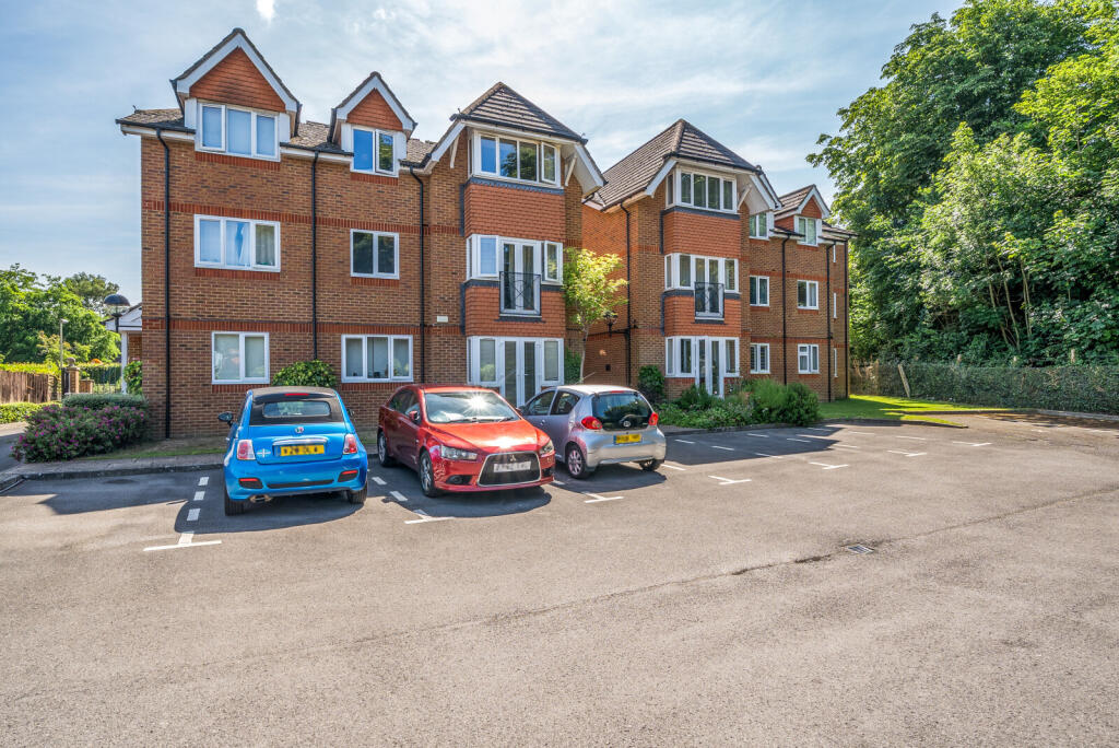 1310819-4-685287e...