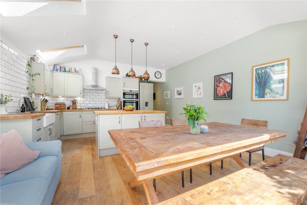 Open Plan Kitchen P5