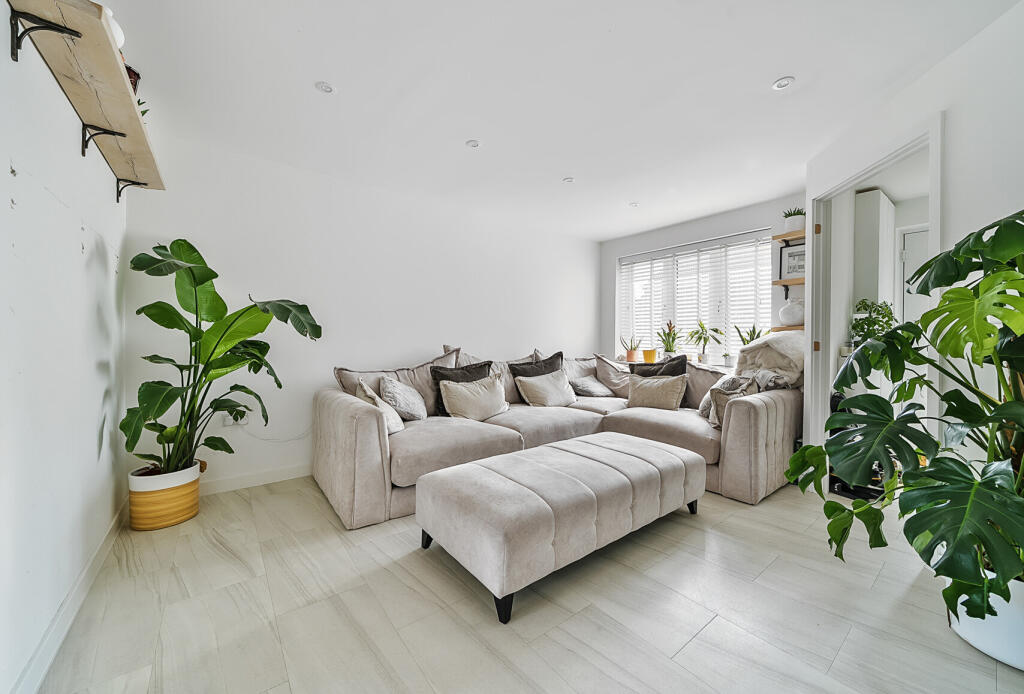 1324930-12-68875d...