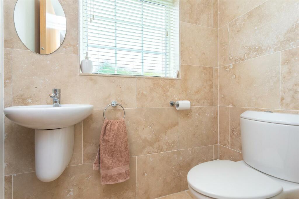 398 Holcombe Road-29.jpg