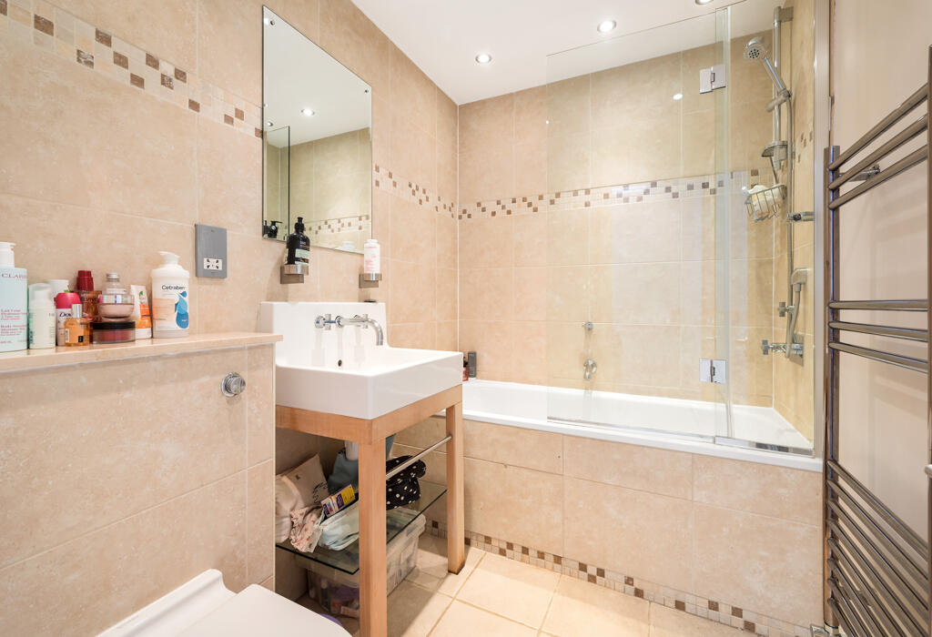 2nd bathroom