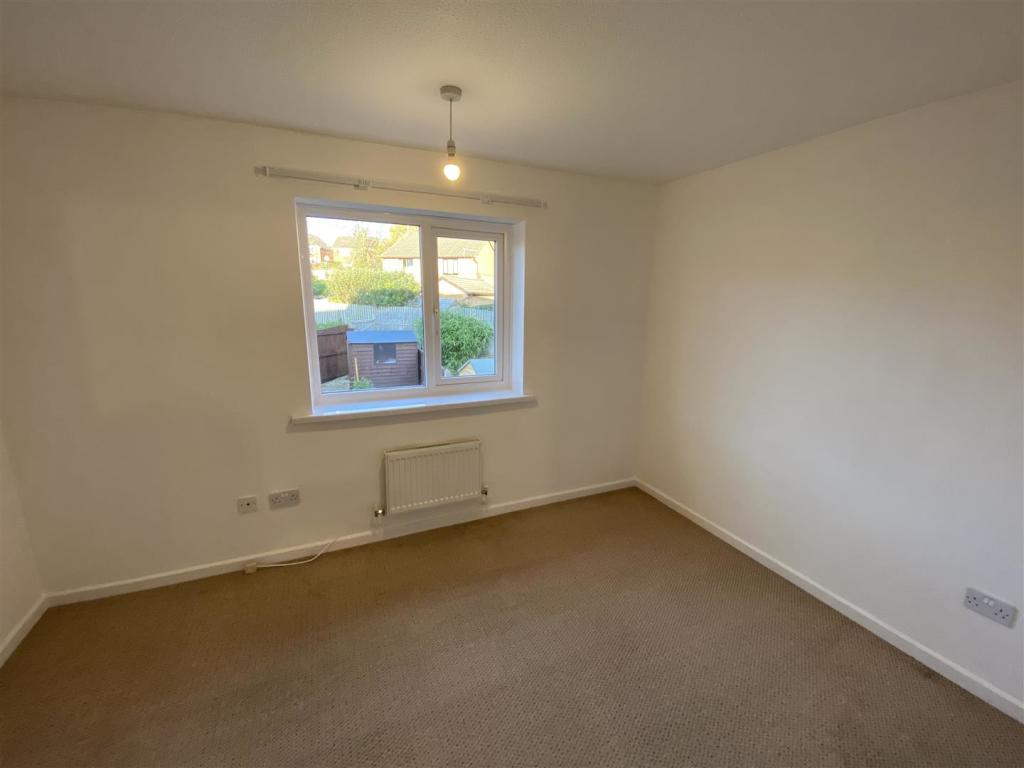 Bedroom 2.jpeg