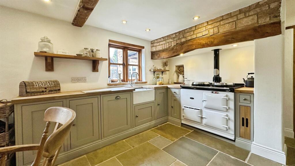 6c7a7940--42C0-B5DD-1B1FEAA824E9-79569-00001946E05