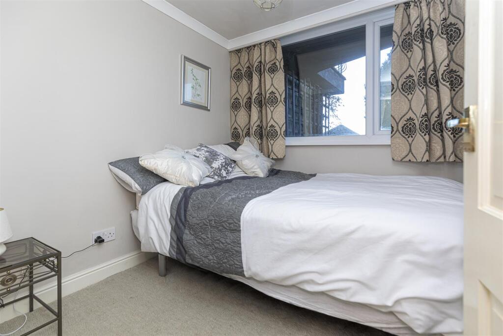 Bramleys Estate Agents - Butternab Road - Beaumont