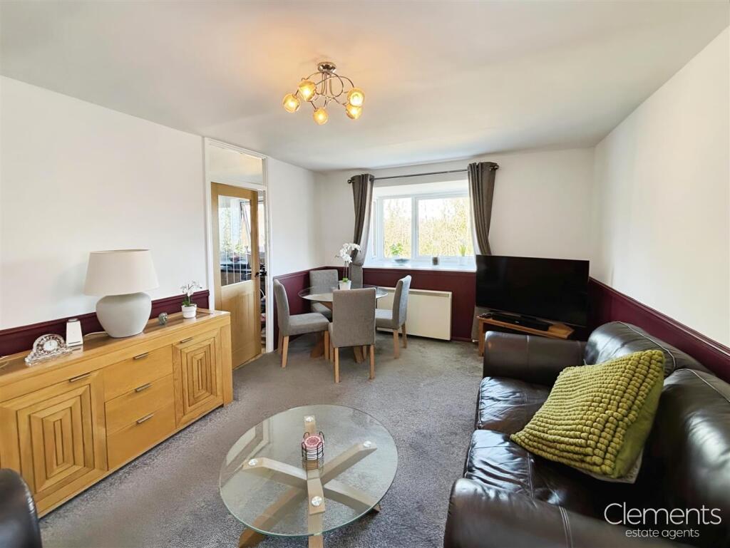 394a05d0-Lounge 203.jpg