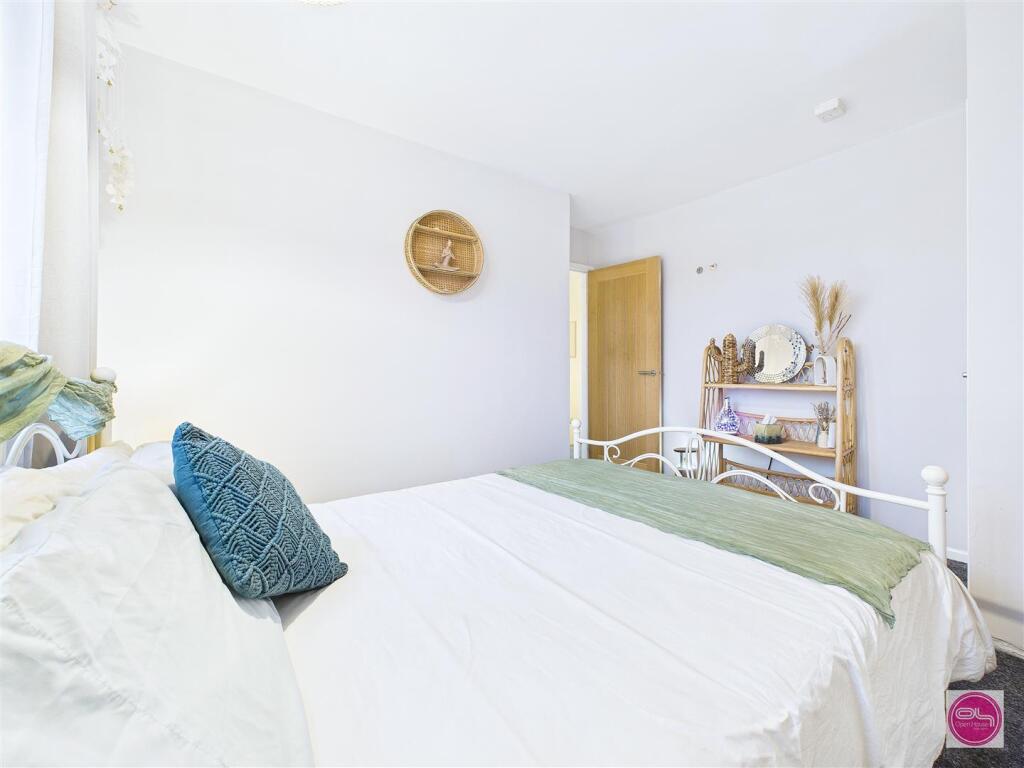 Chiltern Road, Swadlincote (21).jpg